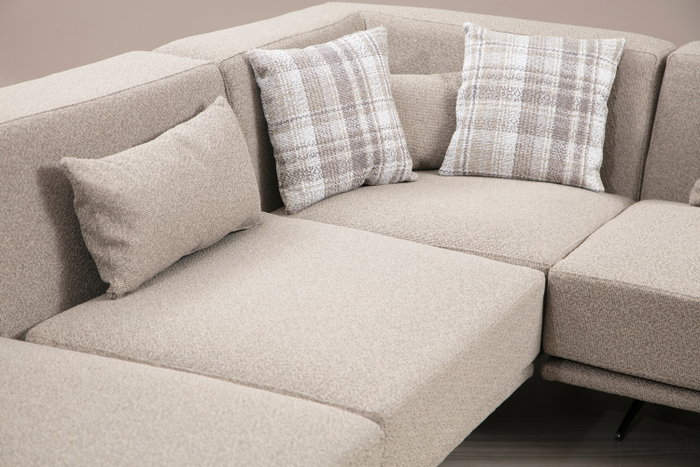 Atelier Del Sofa Bentley Corner Beige